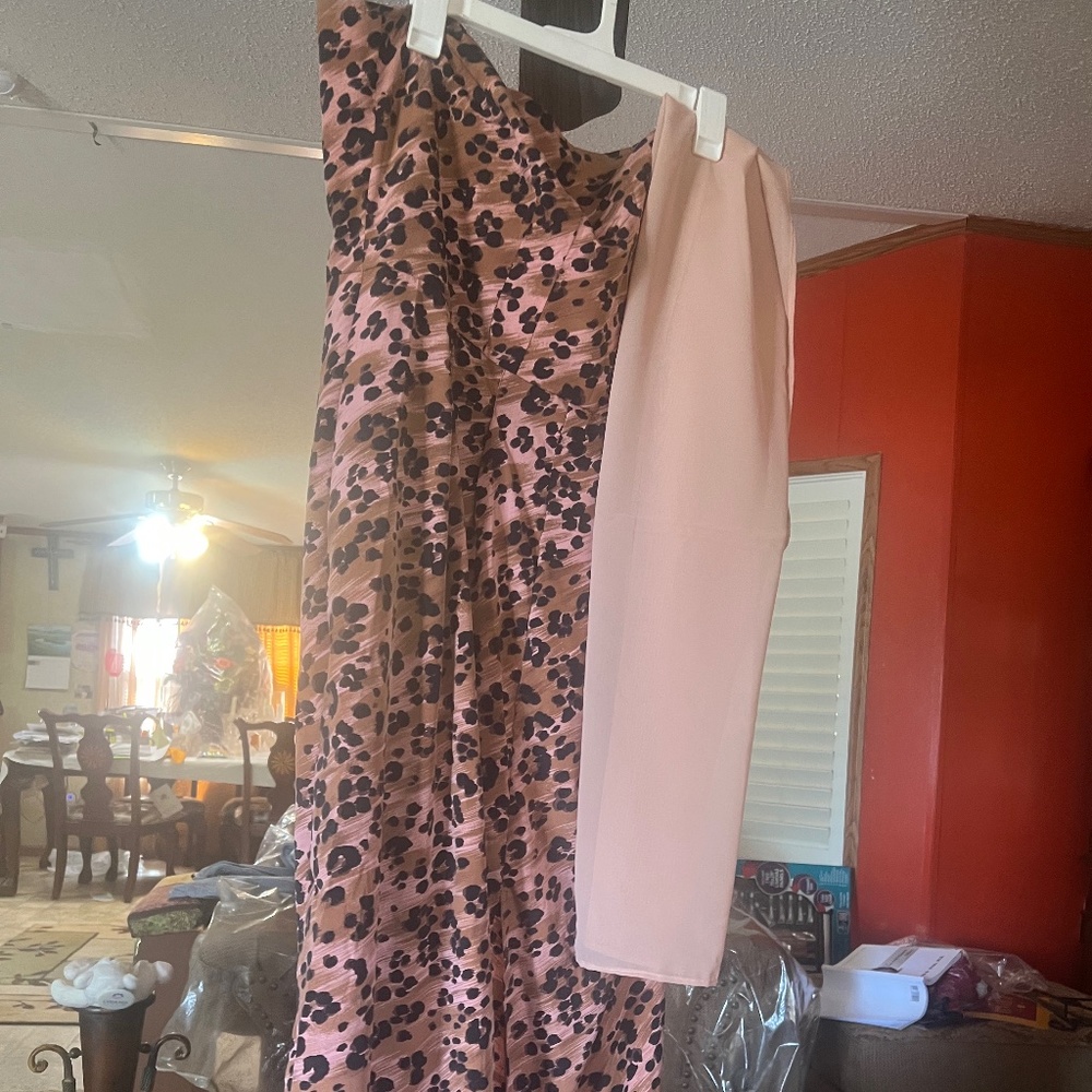 Strapless Leopard